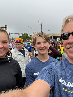 The Hedbergs at this years Bolder Boulder