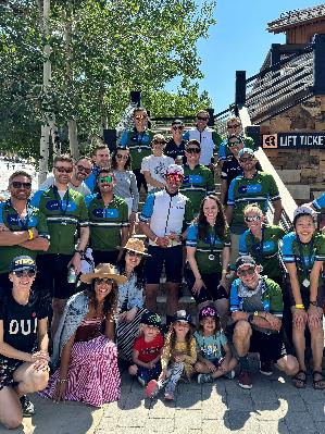 Docs-a cyclin' 2025 team picture